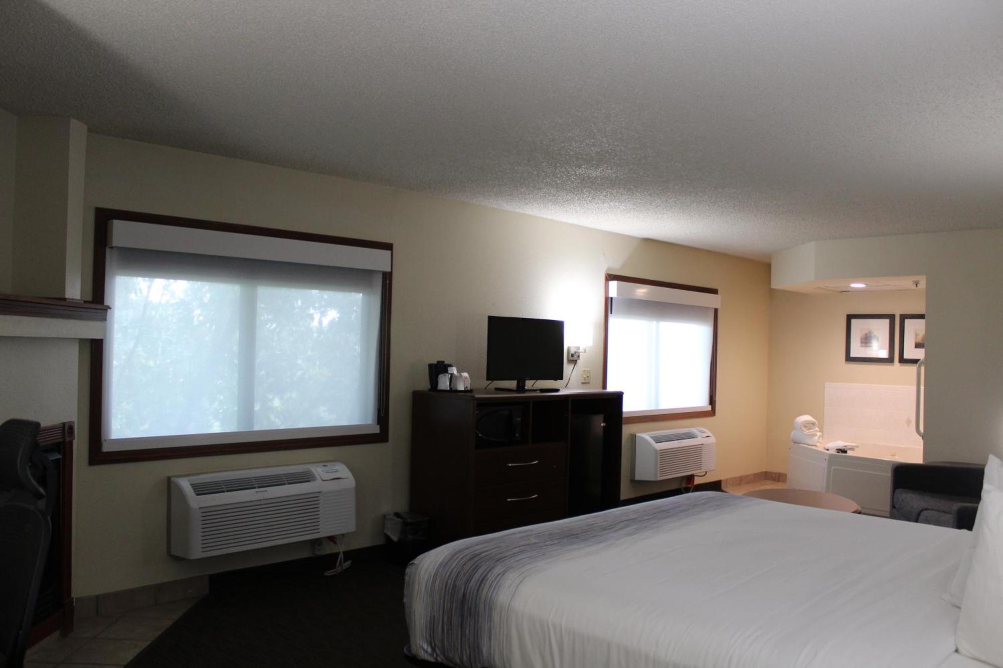 Americinn By Wyndham Windsor Ft. Collins Форт Коллинс Экстерьер фото